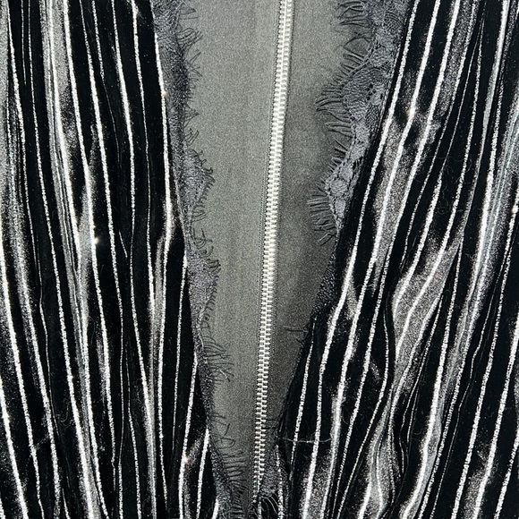 Miss Circle Kamila Velvet Sexy Witchy Stripe Ruched Mini Dress Size M - Picture 12 of 16